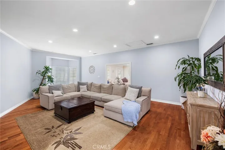 12105 Nashville, La Mirada, California 90638