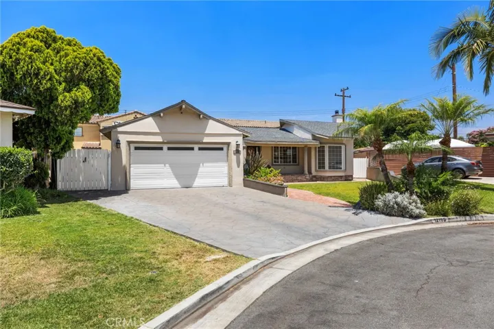 12105 Nashville, La Mirada, California 90638