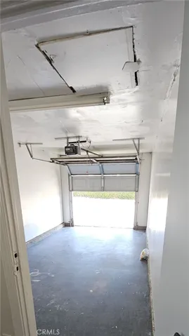 One-Car Garage