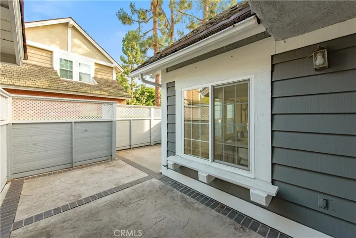 19 Alabaster Loop, Irvine, California 92614