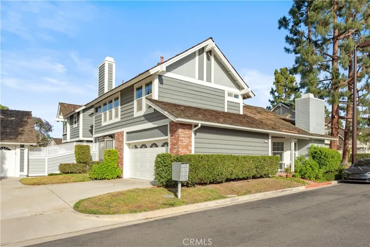 19 Alabaster Loop, Irvine, California 92614