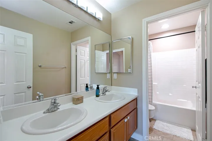 29315 Sequoia, Canyon Country, California 91387