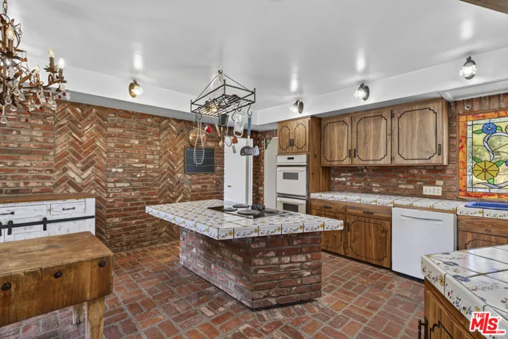 24962 Eldorado Meadow Road, Hidden Hills, California 91302