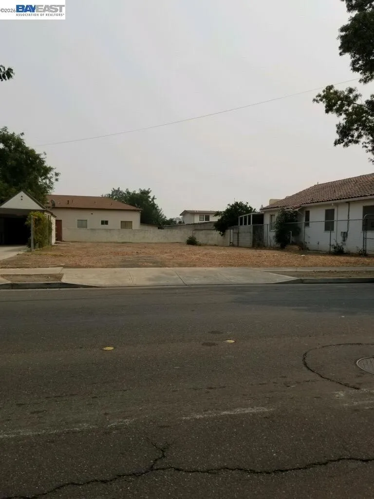 1458 Parker Ave, Tracy, California 95376 — photo 4