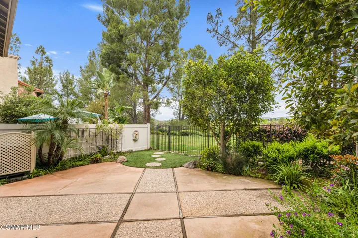 1032 Amberton Ln  -  HsHProd-33