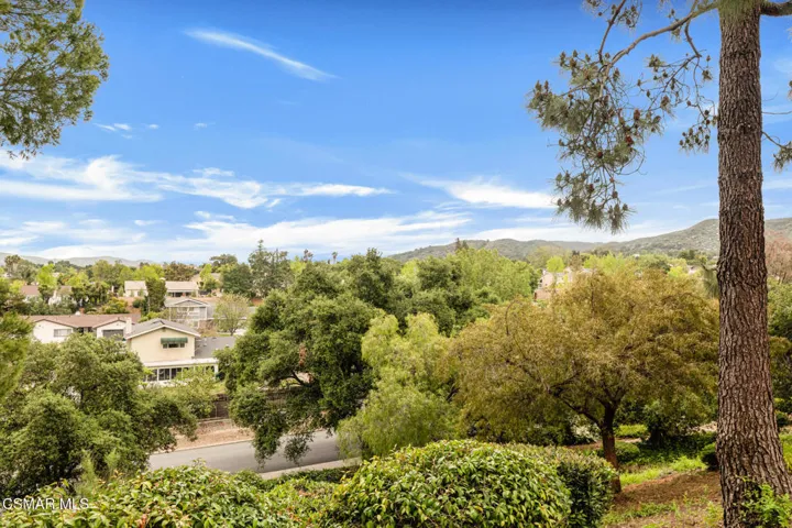 1032 Amberton Ln  -  HsHProd-39