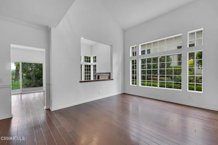 1032 Amberton Ln  -  HsHProd-8
