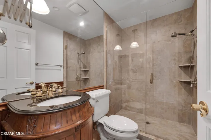 1032 Amberton Ln  -  HsHProd-24