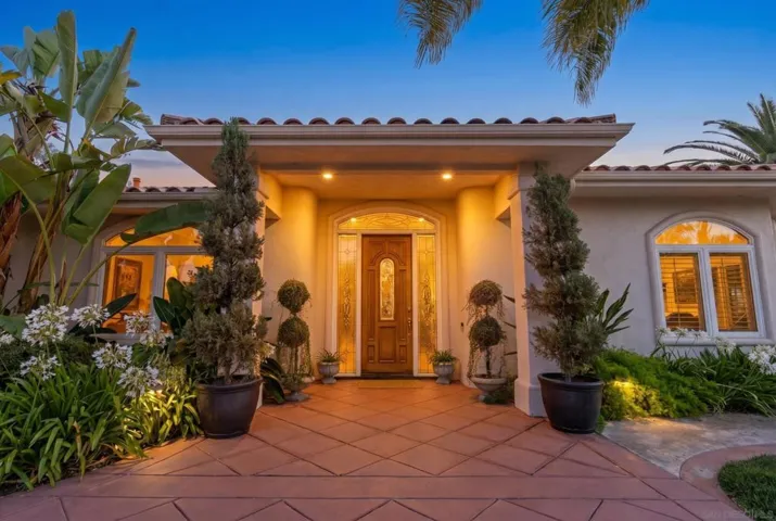 3537 Rosa Way, Fallbrook, California 92028