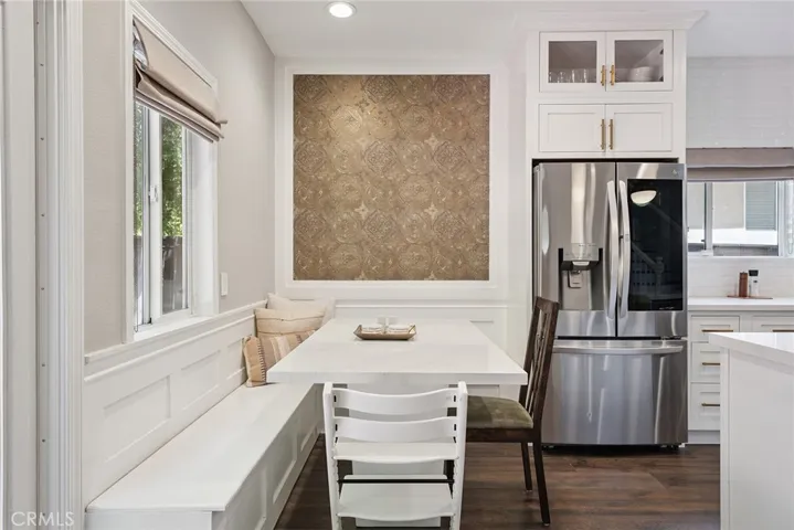 5179 Knollwood Way, Woodland Hills, California 91364