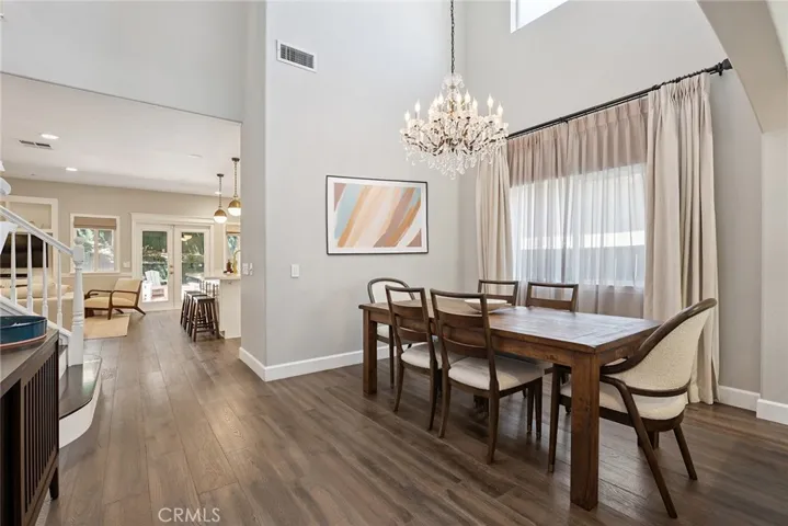 5179 Knollwood Way, Woodland Hills, California 91364
