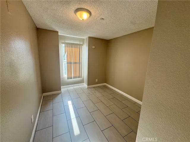 300 E Chestnut Avenue 301, Santa Ana, California 92701