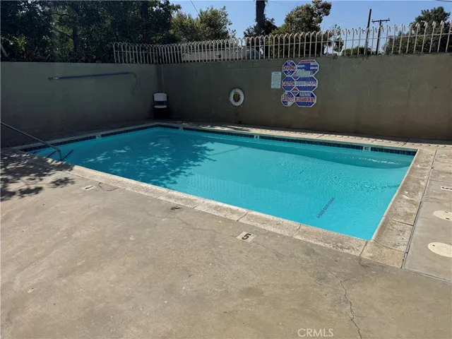 300 E Chestnut Avenue 301, Santa Ana, California 92701