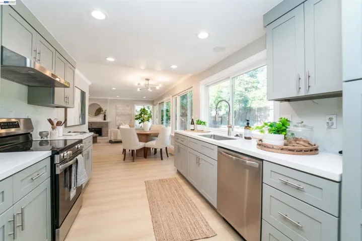 2603 Laramie Gate Cir, Pleasanton, California 94588-4532