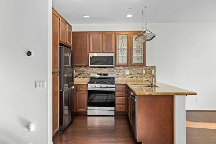 10187 Little Leaf, Santee, California 92071
