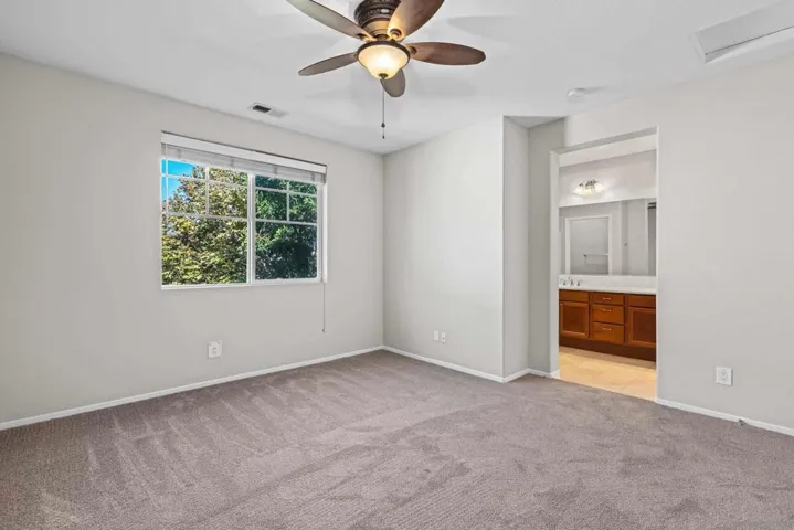 10187 Little Leaf, Santee, California 92071
