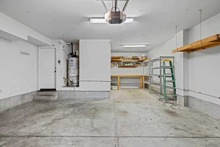 10187 Little Leaf, Santee, California 92071