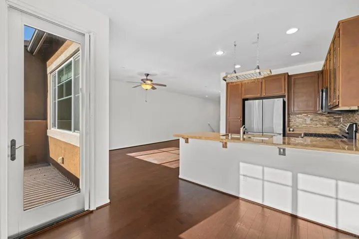 10187 Little Leaf, Santee, California 92071