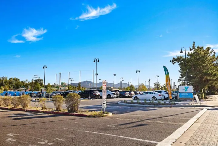 10187 Little Leaf, Santee, California 92071