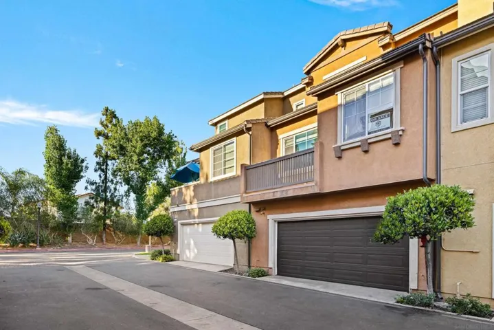 10187 Little Leaf, Santee, California 92071