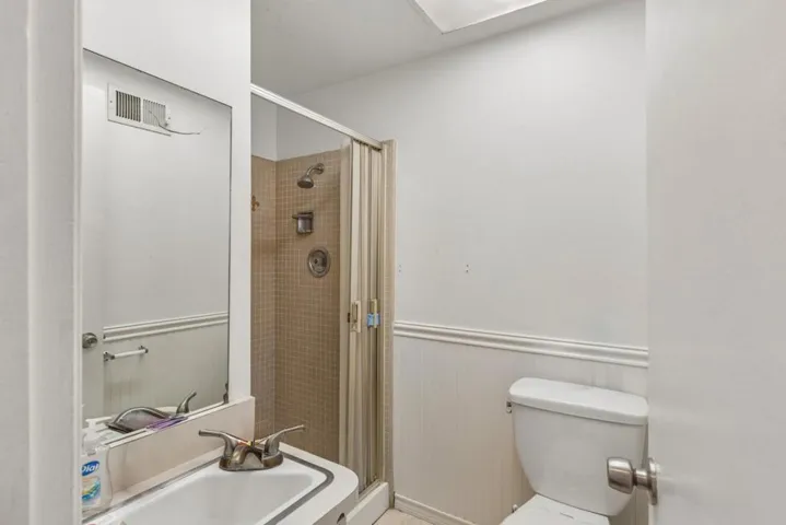 1342 Essex Way, San Jose, California 95117