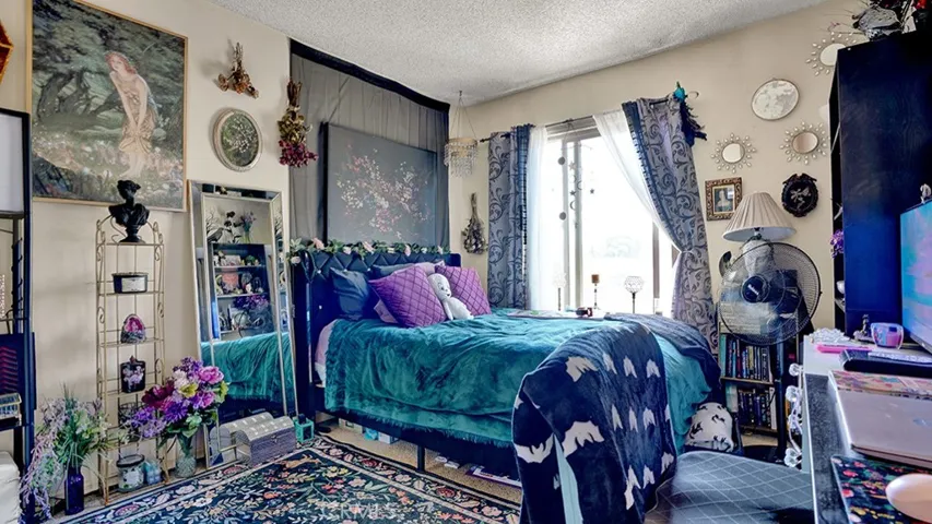 1013 W Orangewood, Anaheim, California 92802