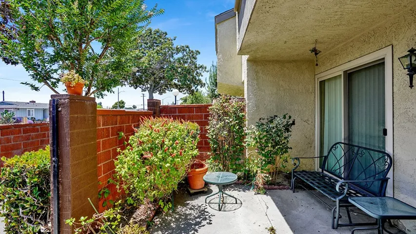 1013 W Orangewood, Anaheim, California 92802