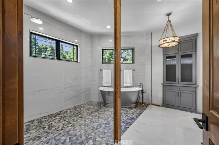 53819 Road 432, Bass Lake, California 93604