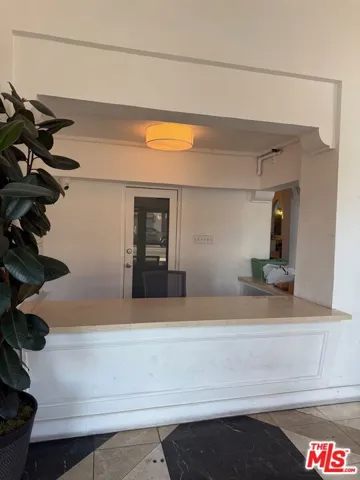 5217 Hollywood Boulevard 301, Los Angeles, California 90027