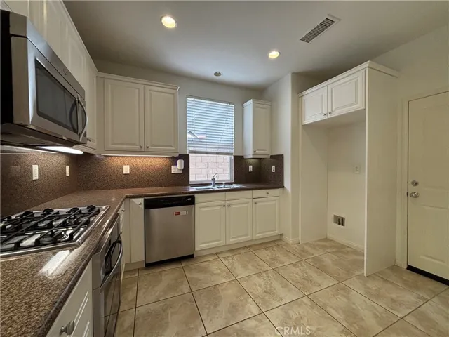50 Herringbone, Irvine, California 92620