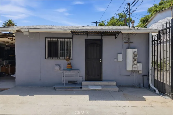 927 E 28th St, Los Angeles, California 90011