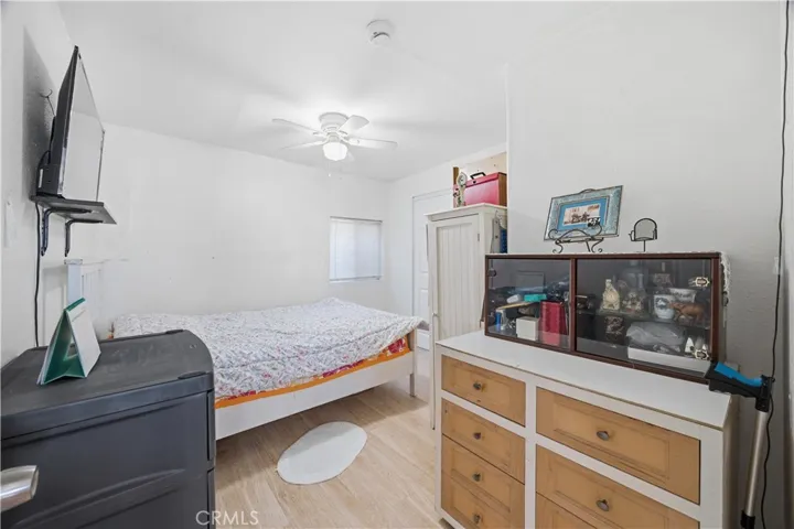 927 E 28th St, Los Angeles, California 90011