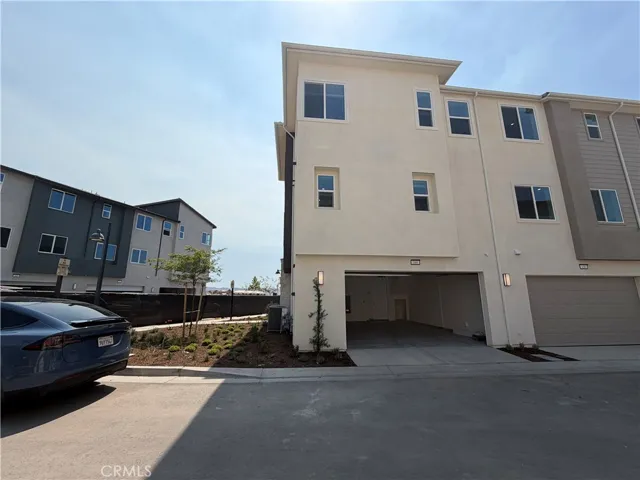 160 Harrier, Irvine, California 92618