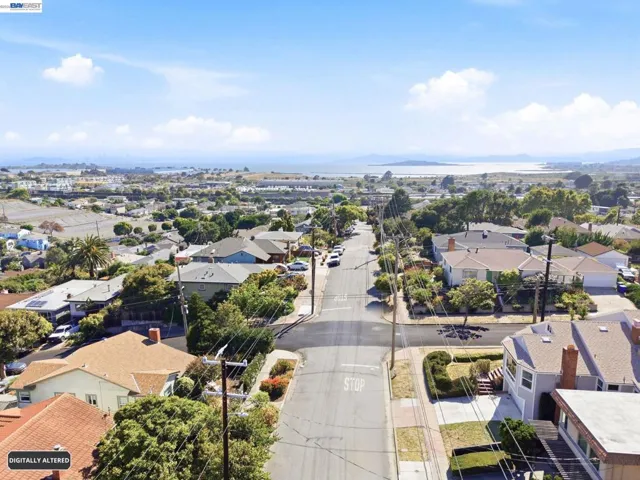 5901 Burlingame Ave, Richmond, California 94804