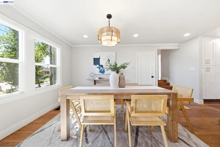 5901 Burlingame Ave, Richmond, California 94804