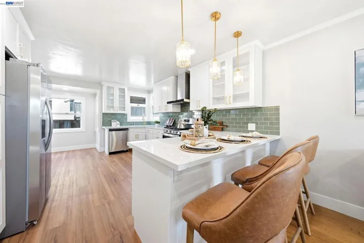 5901 Burlingame Ave, Richmond, California 94804