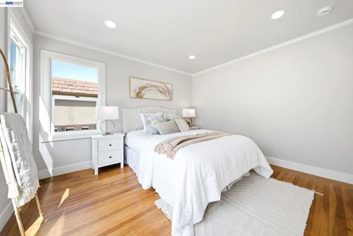 5901 Burlingame Ave, Richmond, California 94804