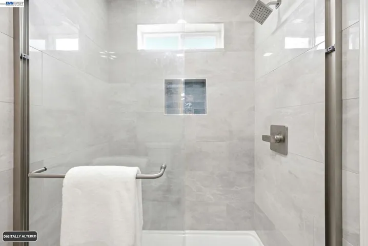 5901 Burlingame Ave, Richmond, California 94804