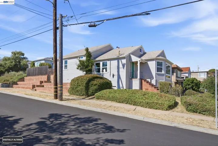 5901 Burlingame Ave, Richmond, California 94804