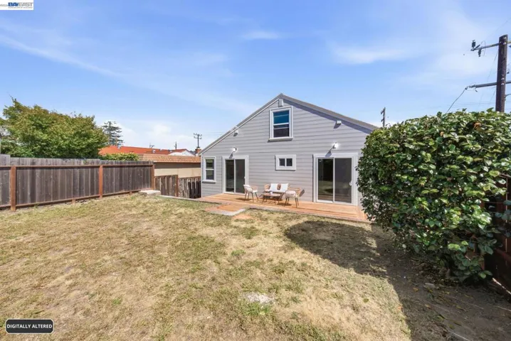 5901 Burlingame Ave, Richmond, California 94804
