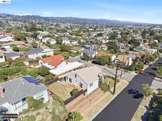 5901 Burlingame Ave, Richmond, California 94804