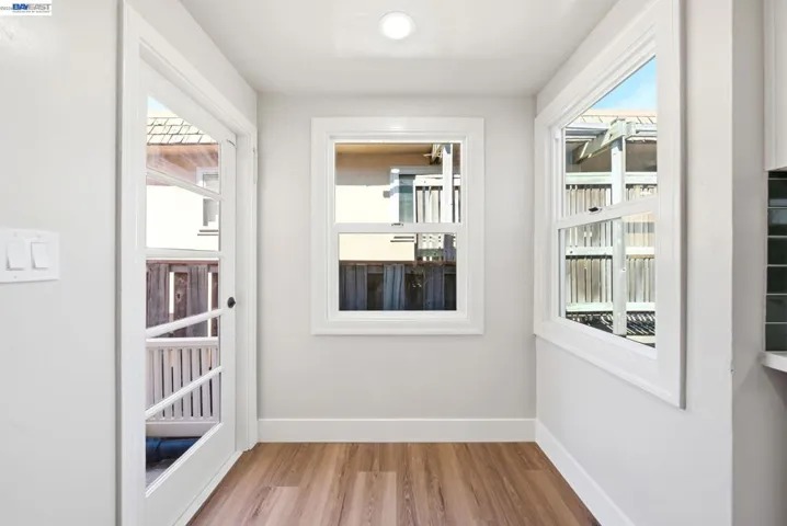 5901 Burlingame Ave, Richmond, California 94804