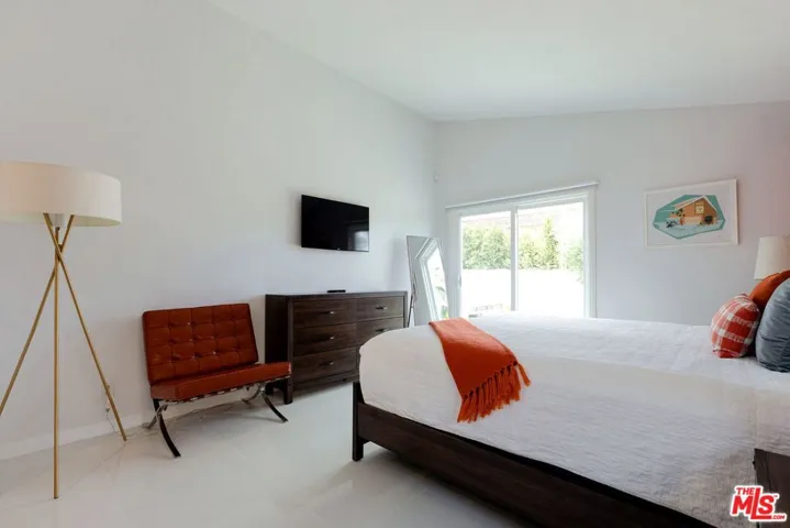 900 S Nueva Vista Drive, Palm Springs, California 92264