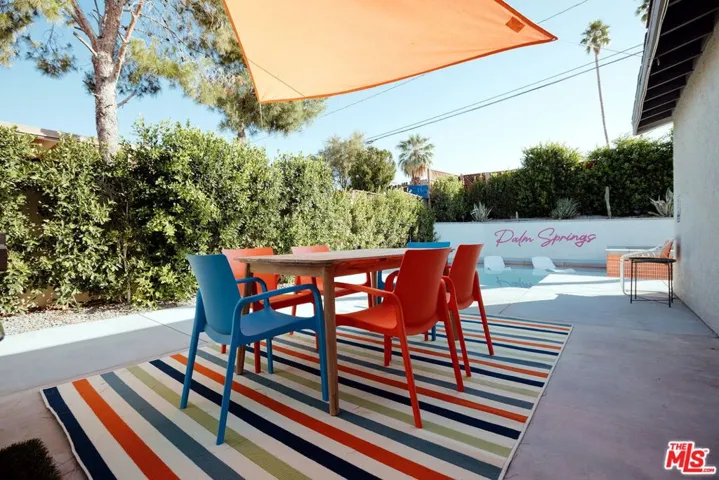 900 S Nueva Vista Drive, Palm Springs, California 92264