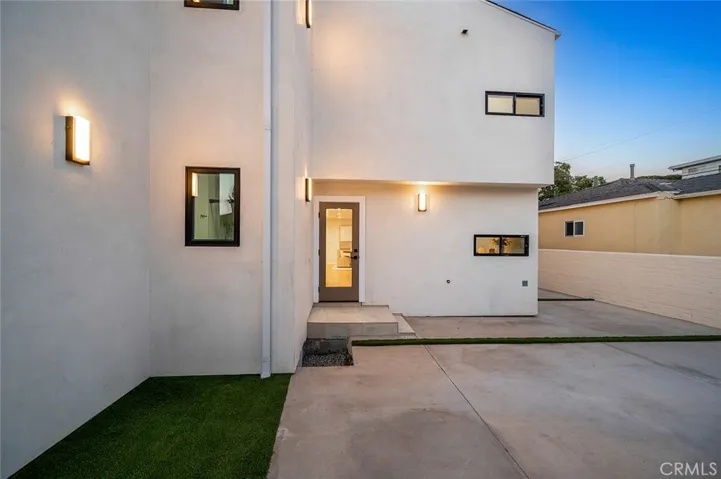 2843 Stoner, Los Angeles, California 90064