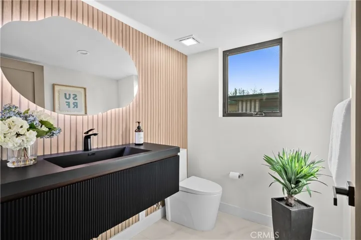 2843 Stoner, Los Angeles, California 90064