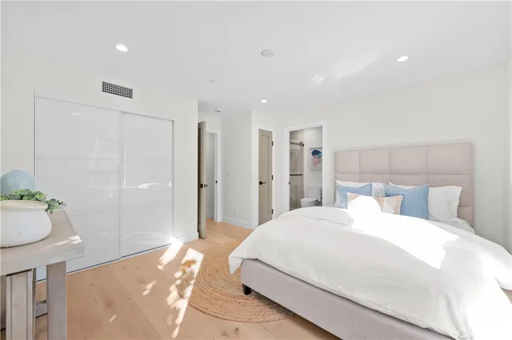 2843 Stoner, Los Angeles, California 90064