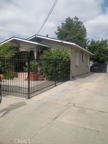 9549 Defiance, Los Angeles, California 90002
