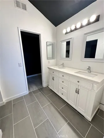 1369 Reservoir, San Bernardino, California 92407