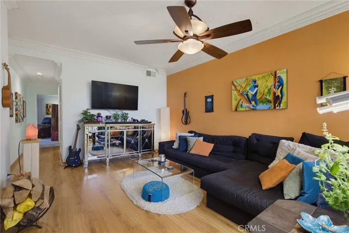 4623 E 4th 6, Long Beach, California 90814